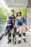 余文樂 Shawn Yue 個人劇照 tn_余文樂為新片「救火英雄」接受訓練，與真實消防員合照.JPG