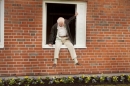百歲老人蹺家去 The Hundred-year Old Man Who Climbed Out of The Window and Disappeared 劇照6