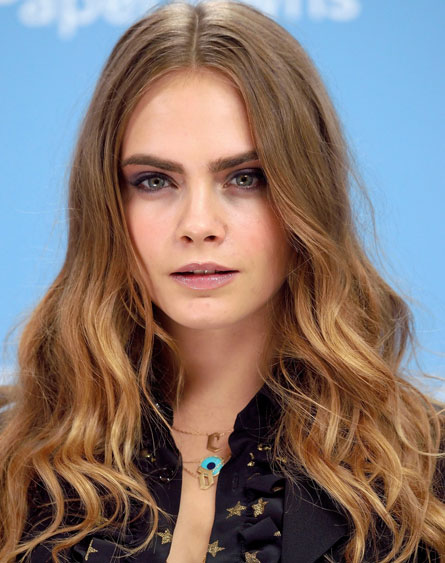 卡拉迪樂芬妮 Cara Delevingne 卡拉迪樂芬妮 Cara Delevingne