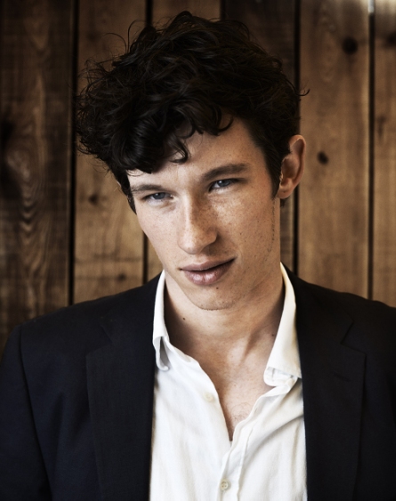 卡倫透納 Callum Turner 卡倫透納 Callum Turner