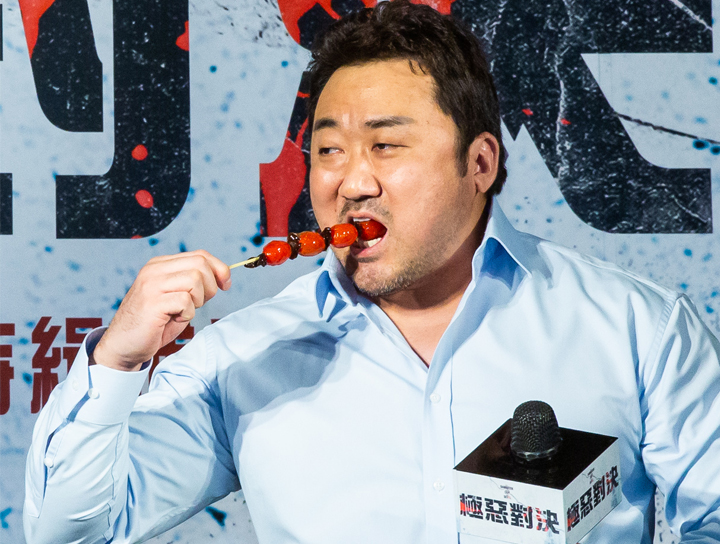 馬東石訪台烙台語接地氣,自爆片中「超暴力這幕」竟是自己加戲! 馬東石訪台烙台語接地氣,自爆片中「超暴力這幕」竟是自己加戲!