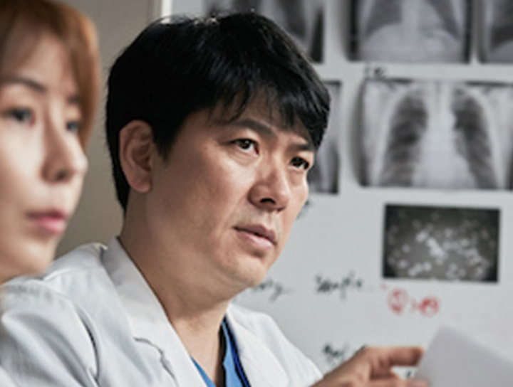 【空氣殺人】上映3天吸金近7億! 肇事企業擺爛不賠引發社會痛批 【空氣殺人】上映3天吸金近7億! 肇事企業擺爛不賠引發社會痛批