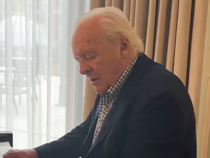 也太好聽!85歲影帝安東尼霍普金斯為NFT收藏家創作鋼琴曲 也太好聽!85歲影帝安東尼霍普金斯為NFT收藏家創作鋼琴曲