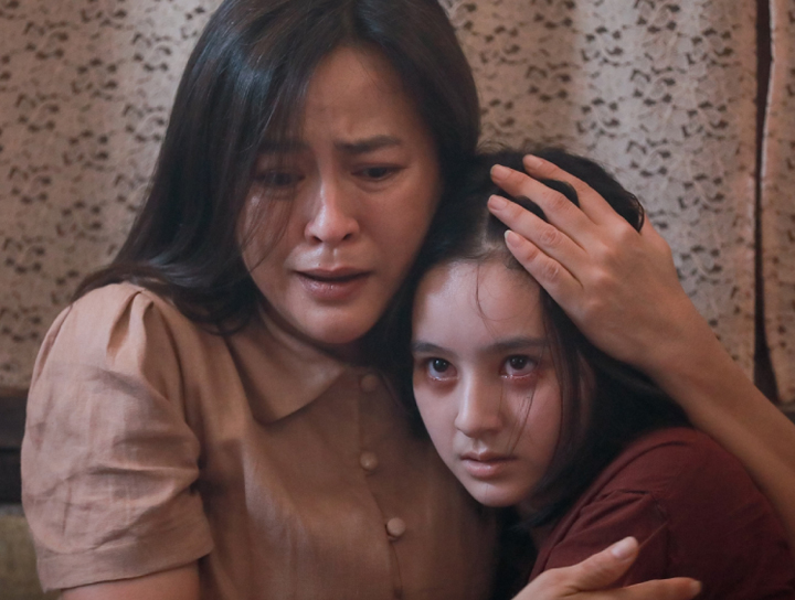 泰恐怖!【鬼聲泣】最婊綠茶女鬼附身妹妹性情大變,半夜竟生吞動物內臟 泰恐怖!【鬼聲泣】最婊綠茶女鬼附身妹妹性情大變,半夜竟生吞動物內臟