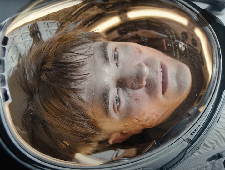 死掉的感覺如何?奉俊昊、羅伯派汀森話題新作【米奇17號】釋出首支預告 死掉的感覺如何?奉俊昊、羅伯派汀森話題新作【米奇17號】釋出首支預告
