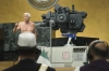 萊斯里尼爾森 Leslie Nielsen 個人劇照 l_362120_31caae98.jpg