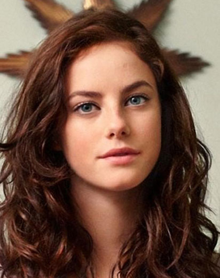 卡雅斯考達里奥 Kaya Scodelario