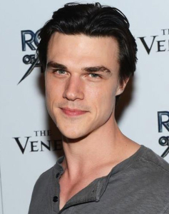 芬恩維特羅克 Finn Wittrock 
