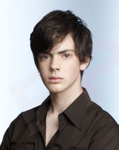 史肯達凱恩斯 Skandar Keynes