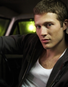 查克吉爾福德  Zach Gilford