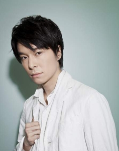 長谷川博己 HIROKI HASEGAWA