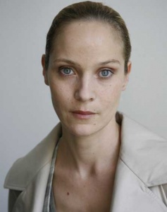 珍納特漢恩 Jeanette Hain