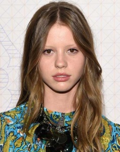 米亞高絲 Mia Goth