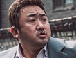 韓國年度最猛黑馬！「最強大叔」新片超正女友助陣尬一角