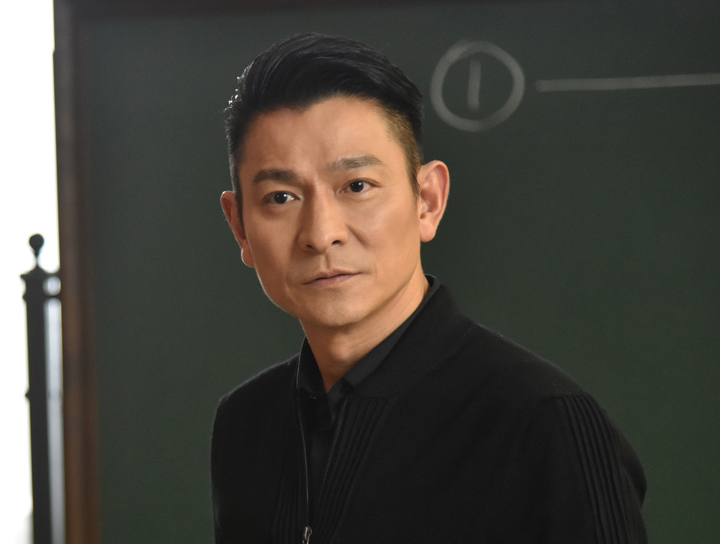 華仔負傷回歸，感人新作化身「最帥指揮家」用音樂拯救學生
