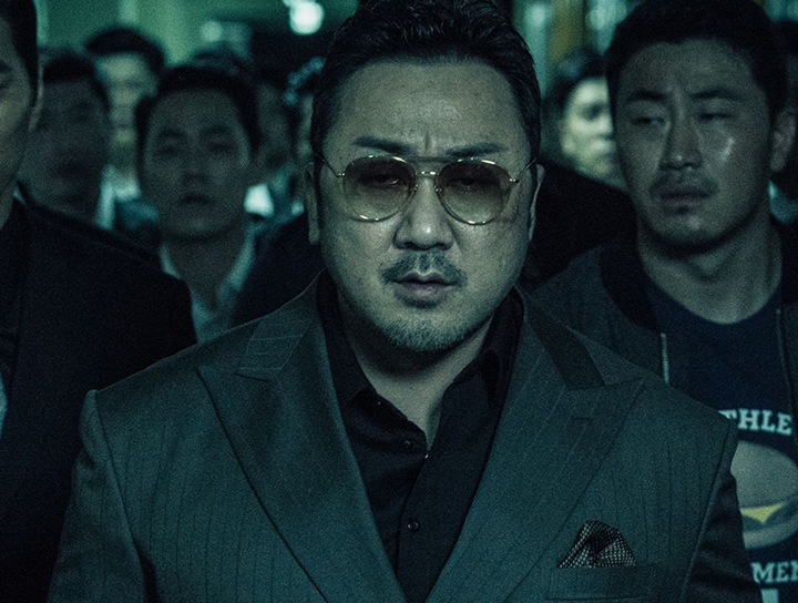 史特龍成靈感！「馬可愛」扮角頭霸氣刺青，網友驚呼:「竟有反差萌！」