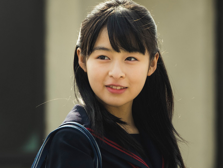 18歲美少女森七菜【最初的晚餐】萌扮小學生，網大驚：完全無違和！
