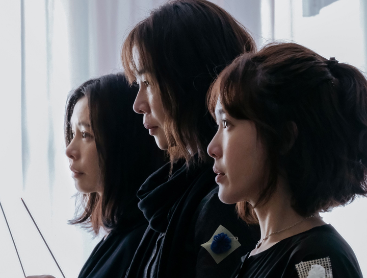 【孤味】靈堂關鍵戲太催淚！4女星哭完相擁：我們挺過來了！