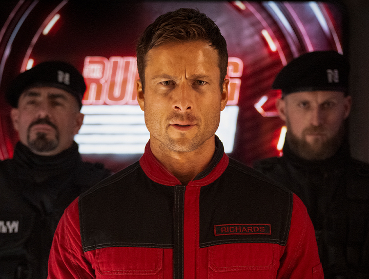 不二人選！【逃亡遊戲】導演：葛倫鮑威爾有一種「普通人特質」