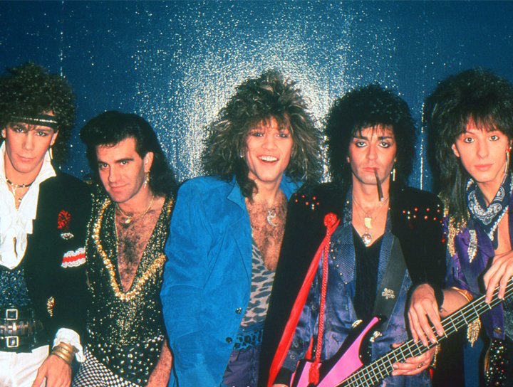 環球影業宣布籌拍搖滾樂團「邦喬飛」傳記電影！