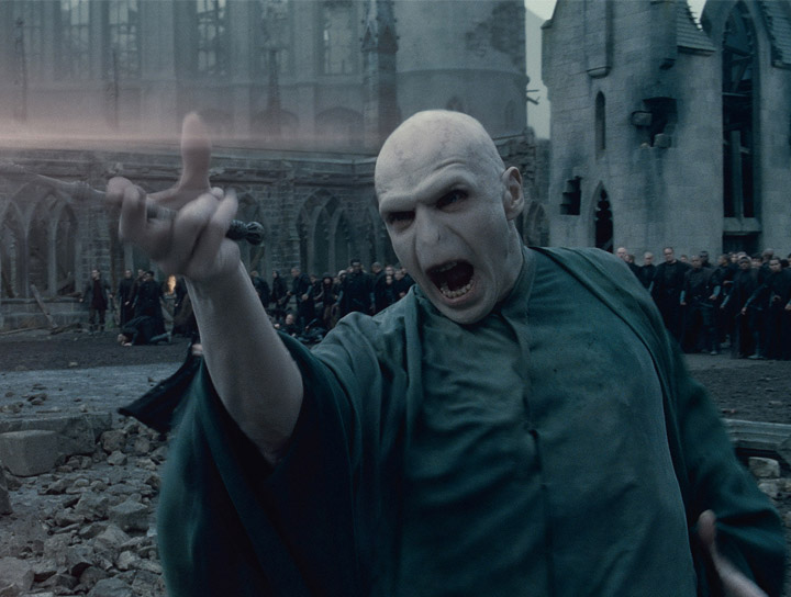 雷夫范恩斯雖無緣再演佛地魔，但透露若是她來演會很讚！