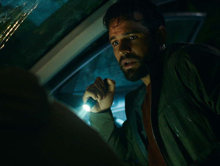 驚悚新作【鬼上車】首支預告發布，揭秘經典「搭便車客」百年都市傳說